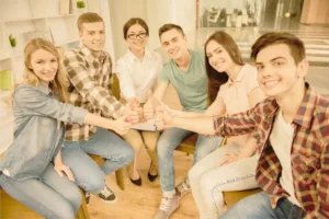 Crecimiento Compartido: Iniciativas Grupales y Comunitarias. Charlas, Talleres y Psicoterapia de grupo.